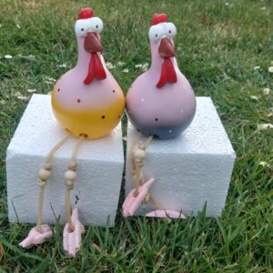 Set of 2 Chicken Garden Ornament – A Lovely Addition to Your Outdoor Space!